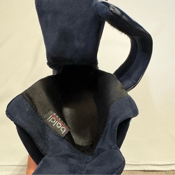 Baldi London Suede Navy Blue Female Ankle Booties Size 6 - Picture 13 of 13